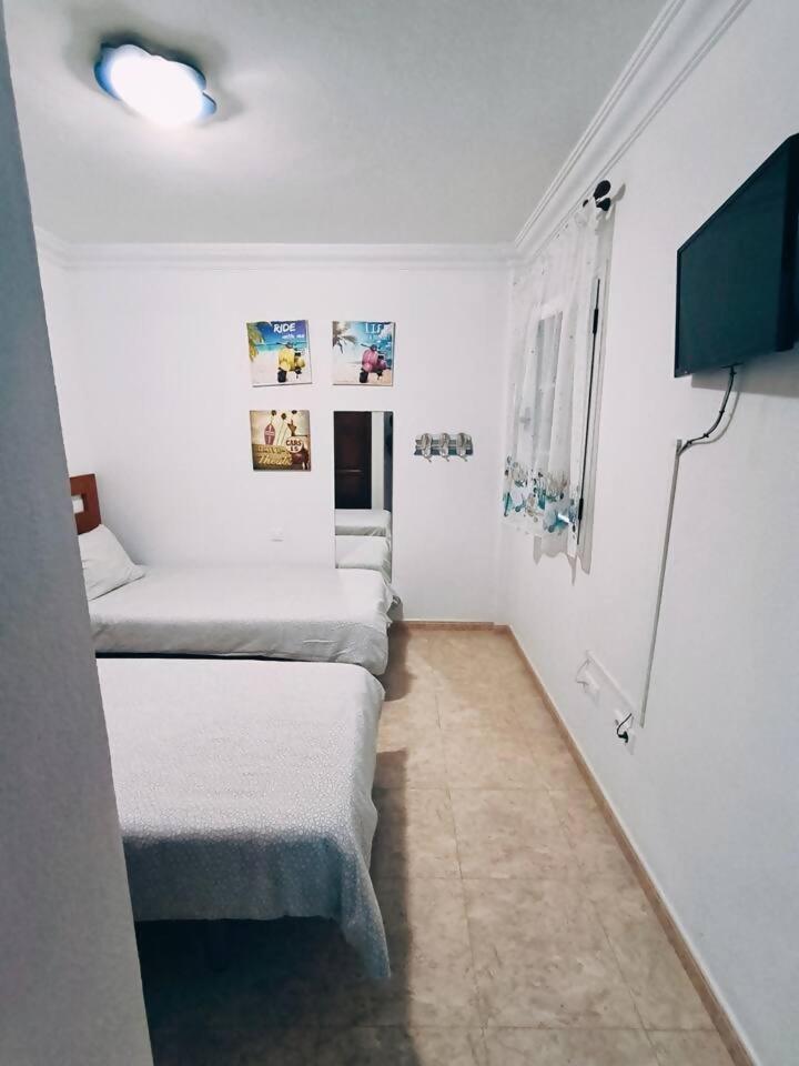 Апартаменти Famara Surf Wifi Екстер'єр фото